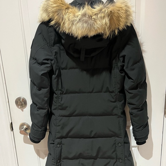 Canada Goose Jacket - Picture 2 of 16